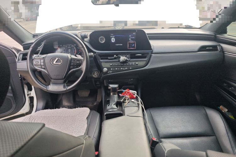 Used Lexus ES 2021 200 Excellence Edition
