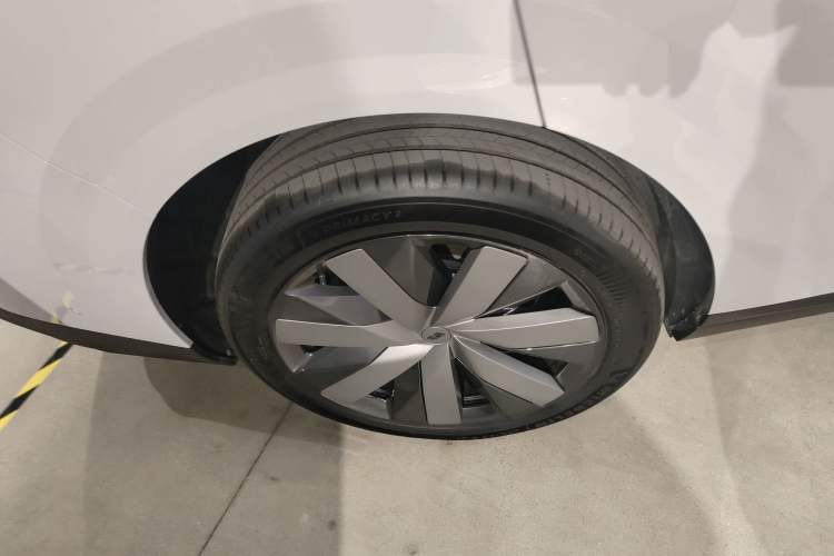 Used Li Auto Li Auto i8 2025 Model Standard Version