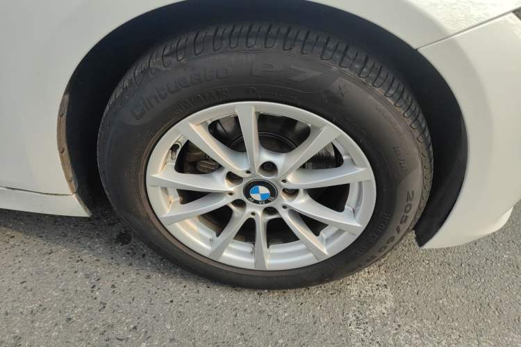 Used BMW 3 Series 2016 316i Fashion Model
