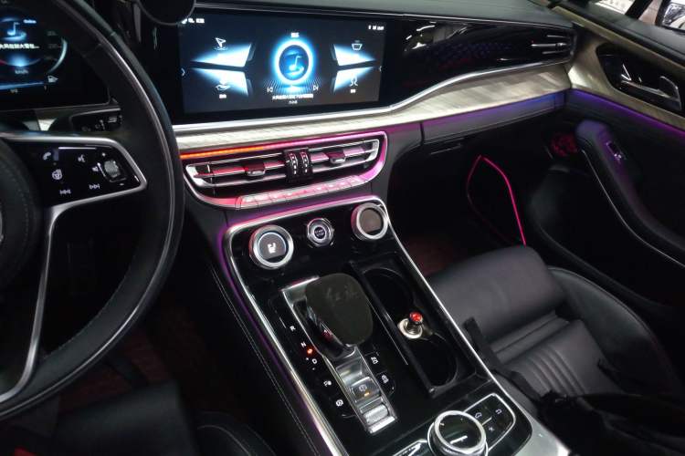 Used Hongqi H9 2020 3.0T Smart Connect Flagship Four-Seat Version Audio And AC Panel