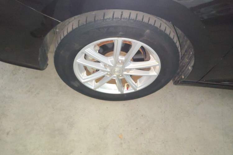 Used CHANGAN Ruicheng CC 2020 1.5T Manual Xuanrui Model Left Front Wheel Hub