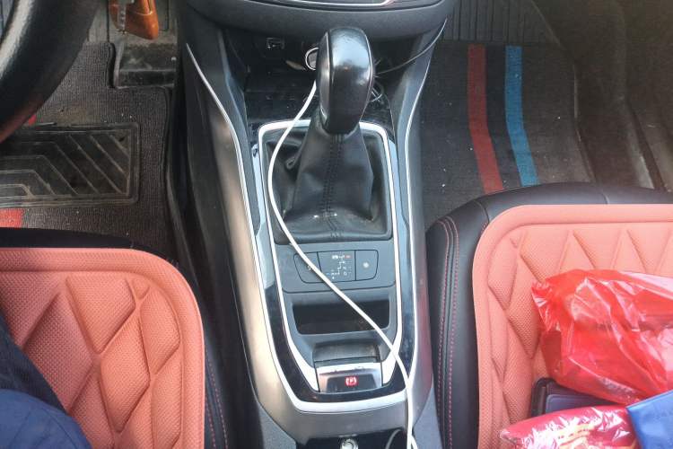 Used Peugeot 408 2015 1.2T Automatic Luxury Edition
