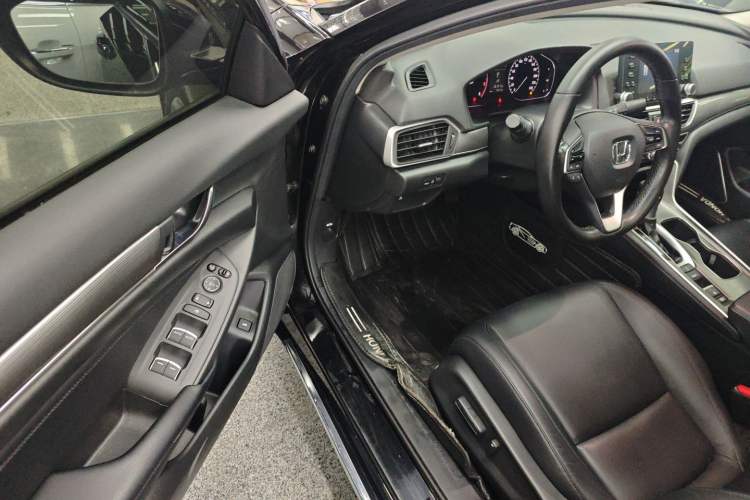 Used Honda Accord 2018 260TURBO Elite Edition China VI
