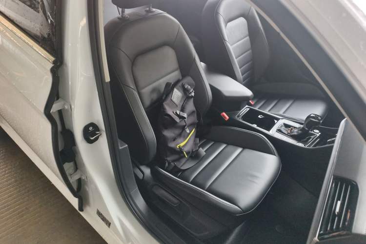 Used Volkswagen Sagitar 2020 280TSI DSG Comfort Version China VI Standard Right Front Seat