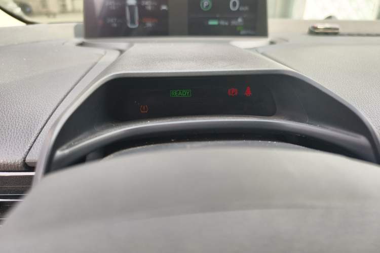 Used Toyota bZ3 2023 517 km Elite PRO Instrument Cluster