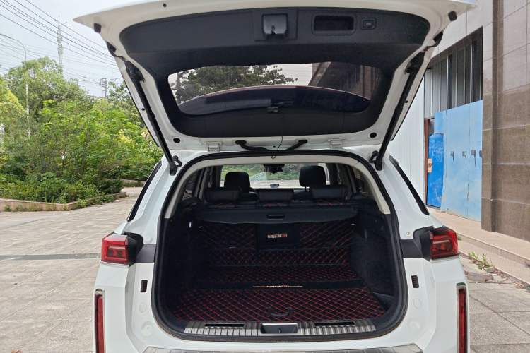 Used Bestune T99 2020 20TD Automatic Prestige Edition Trunk
