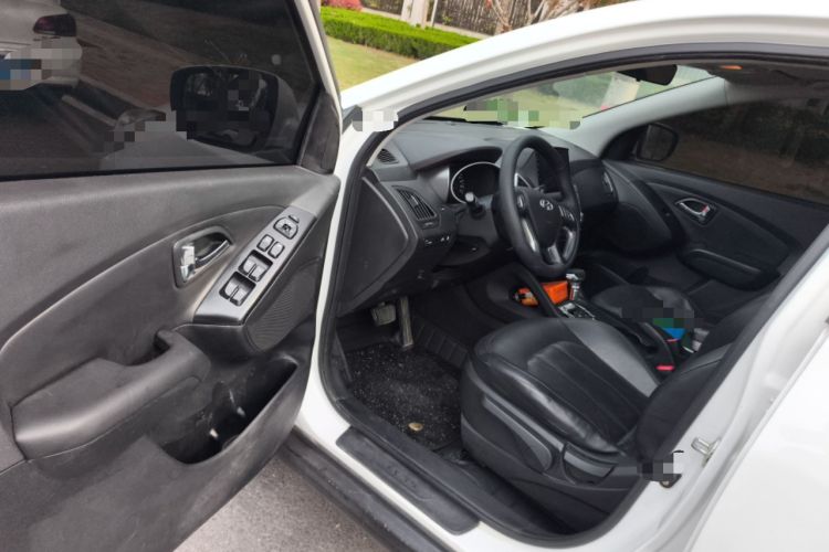 Used Hyundai ix35 2015 2.0L Automatic 2WD Smart Version China V Standard
