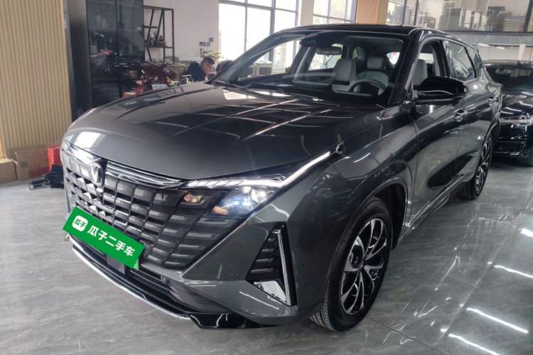 Used Changan UNI-Z New Energy 2024 Blue Whale Smart Electric iDD 125km Beyond Edition