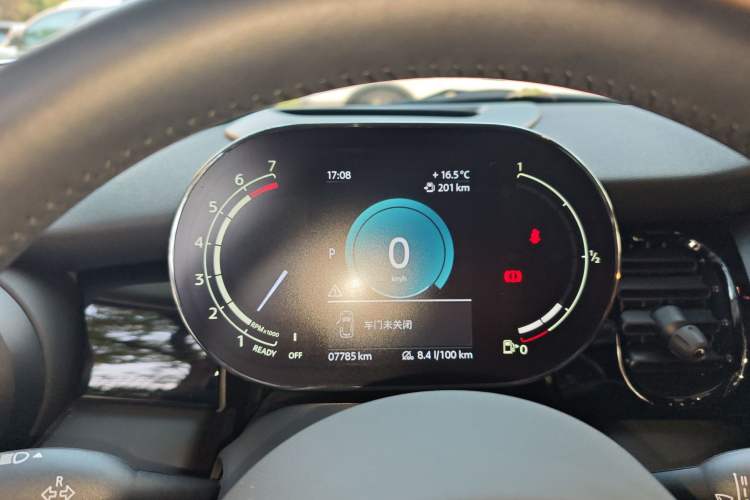 Used MINI MINI 2023 1.5T COOPER Artist