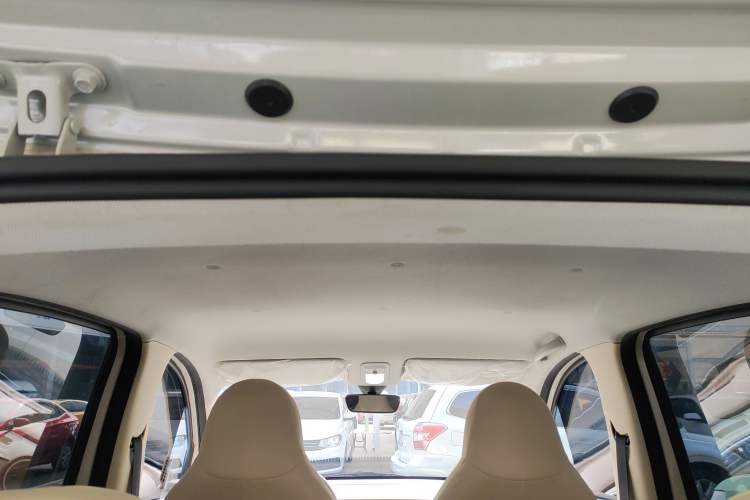 Used Wuling Hongguang MINIEV 2025 Four-Door Version Advanced Edition Headliner