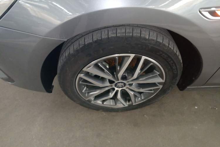 Used BYD Qin PLUS 2021 EV 400KM Luxury Model