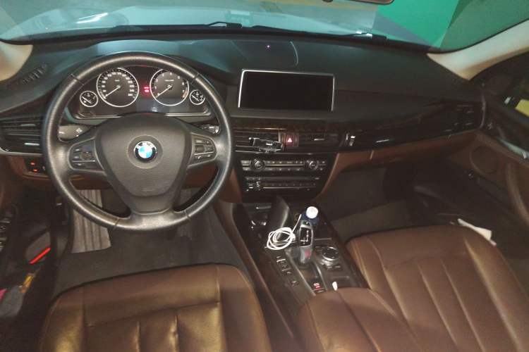 Used BMW X5 2015 xDrive28i