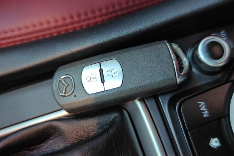 Used Mazda CX-4 2018 2.0L Automatic Two-Wheel Drive Blue Sky Dynamic Version China V Standard
