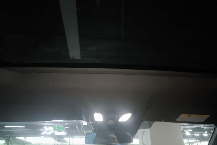 Used Changan UNI-V 2023 1.5T Prestige Model