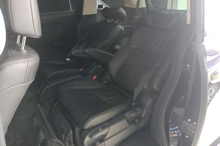 Used Honda Odyssey 2024 2.0L eHEV Sharp·Luxury Edition