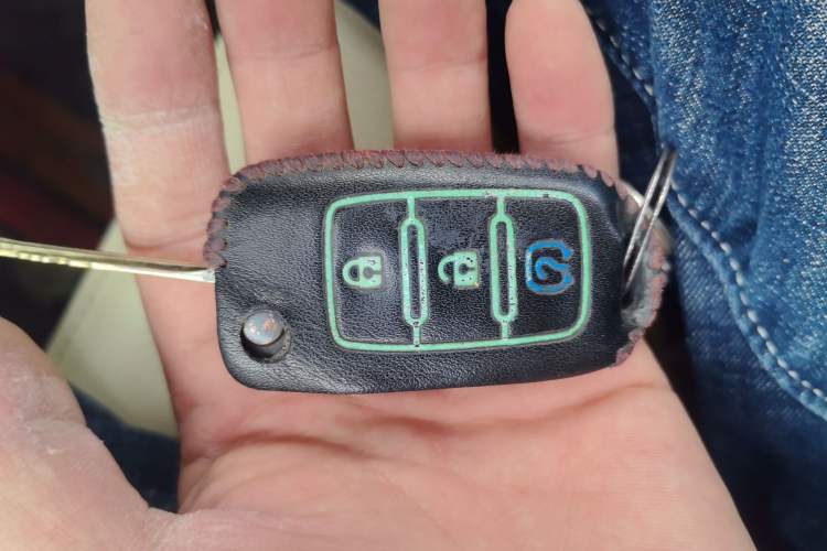 Used Dongfeng Fengon 2013 1.3L Manual Deluxe Edition DK13-08 Vehicle Key