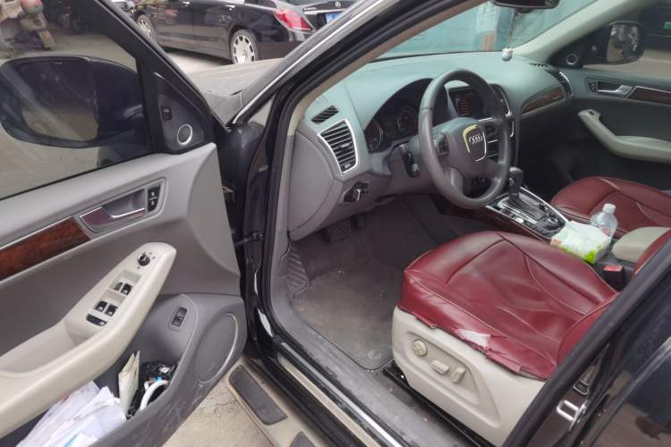 Used Audi Q5 2011 2.0TFSI Comfort Version Driver Seat