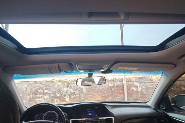 Used Honda Accord 2016 2.0L Elite Edition Headliner