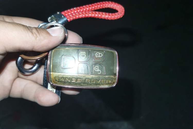 Used Land Rover Range Evoque 2013 2.0T 5-Door Ignite Edition Vehicle Key