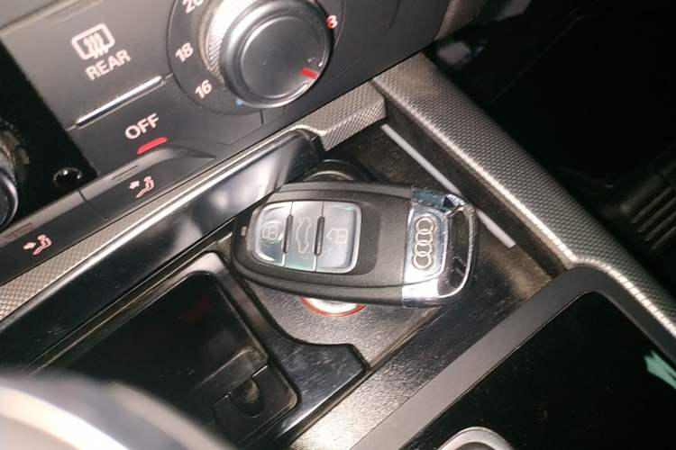 Used Audi A6L 2017 TFSI Technology Edition Interior 1