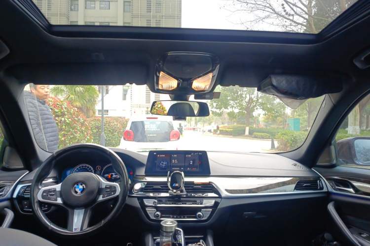 Used BMW 5 Series 2018 525Li M Sport Package
