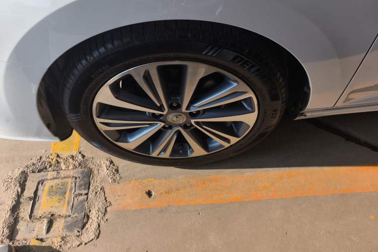 Used CHANGAN Raeton CC 2018 1.5T Automatic Zhiya Model China V Standard
