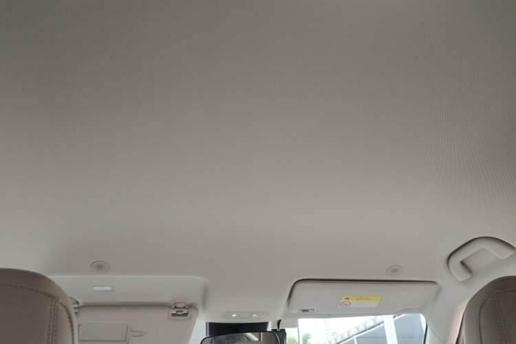 Used BYD Yuan UP 2024 301KM Leading Edition