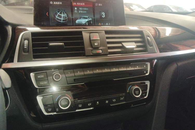 Used BMW 3 Series 2019 320Li Fashion Model
