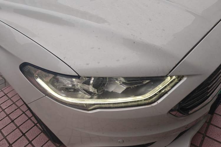 Used Ford Mondeo 2017 EcoBoost 180 Stylish Model
