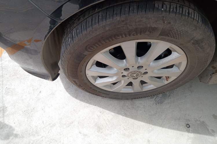 Used Mercedes-Benz R-Class 2017 R 320 4MATIC Business Edition Prestige Model
