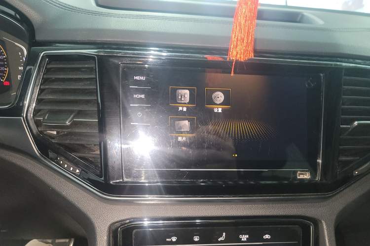 Used Volkswagen Teramont X 2020 Facelift 380TSI Four-Wheel Drive Luxury Edition Audio And AC Panel