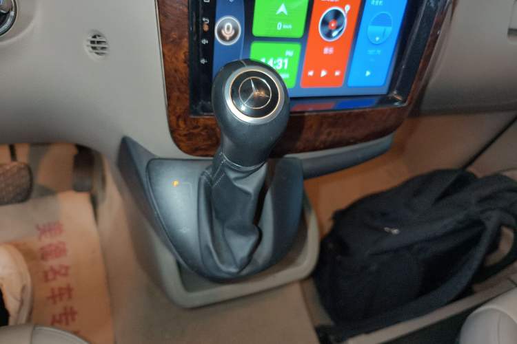 Used Mercedes-Benz Viano 2013 3.0L Hospitality Edition