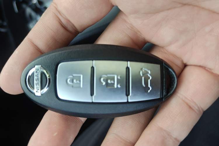 Used Nissan X-Trail 2014 2.5L CVT Luxury Edition 4WD