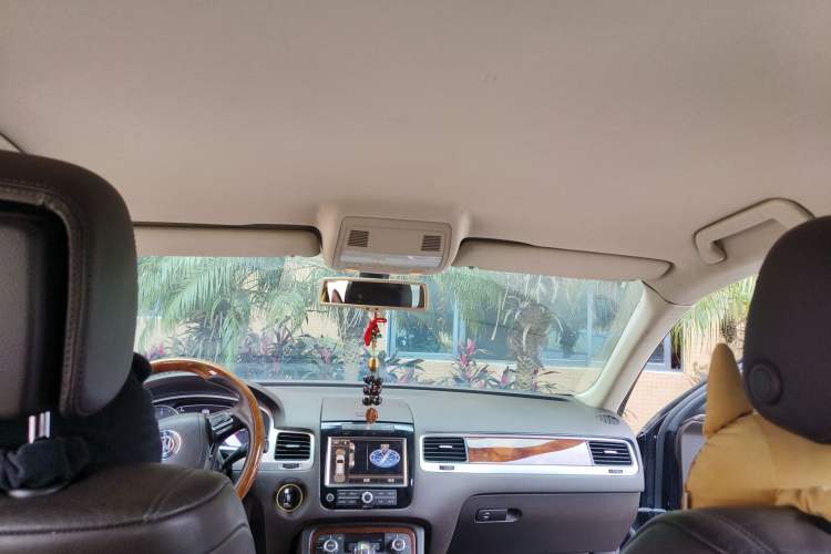 Used Volkswagen Touareg 2011 3.0 TDI Diesel Standard Version Headliner