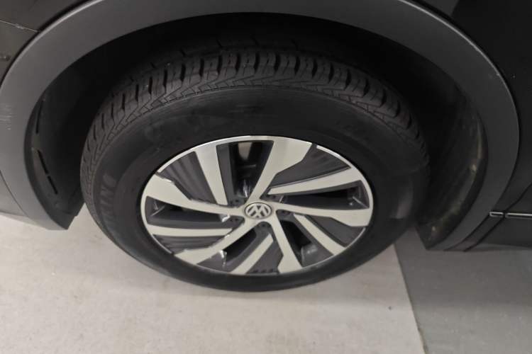 Used Volkswagen Tiguan L New Energy 2020 430 PHEV Plug-in Hybrid Prestige Edition Left Front Wheel Hub