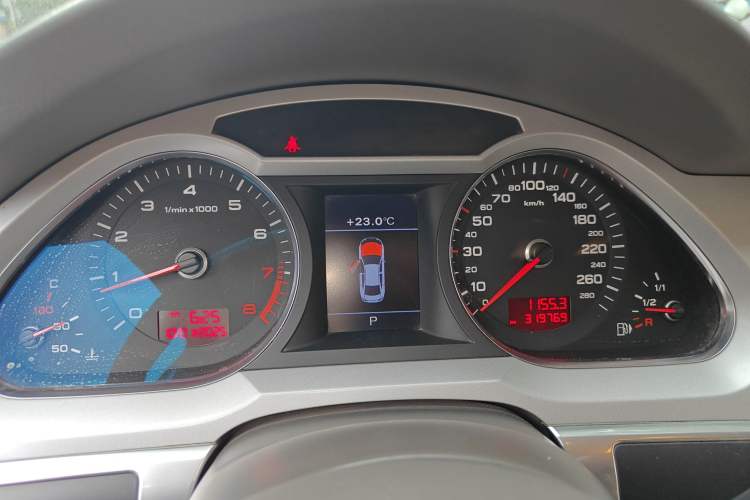 Used Audi A6L 2010 2.0 TFSI Automatic Standard Edition
