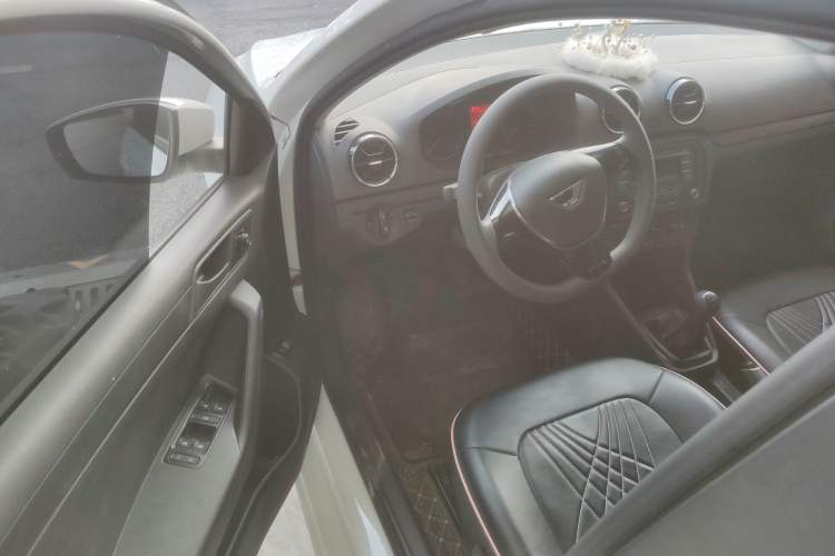 Used Jetta VA3 2021 1.5L Manual Entry-Level Version Interior 3