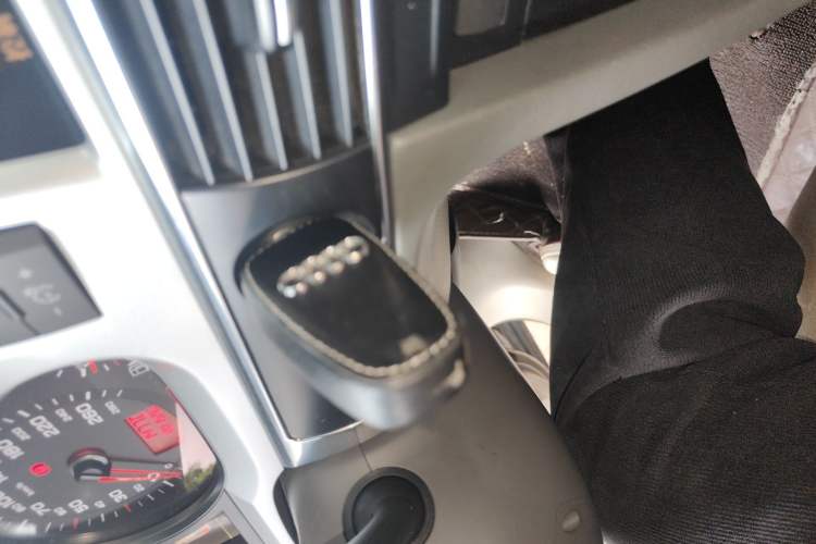 Used Audi A6L 2011 2.4L Technology Edition
