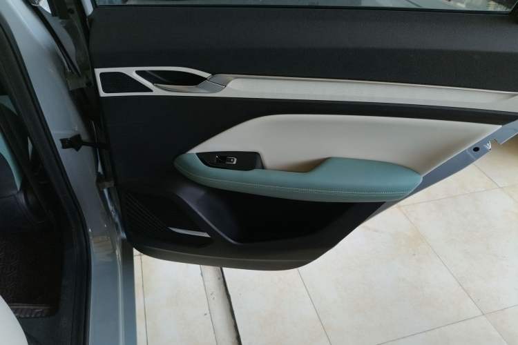 Used Geely Auto Emgrand L HiP 2022 1.5TD-DHT Pro 100KM Super Rui