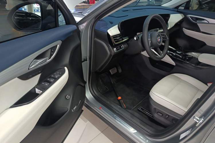 Used Buick Envision 2026 Model Equinox Plus Four-Wheel-Drive Avenir Aivia Driver Seat