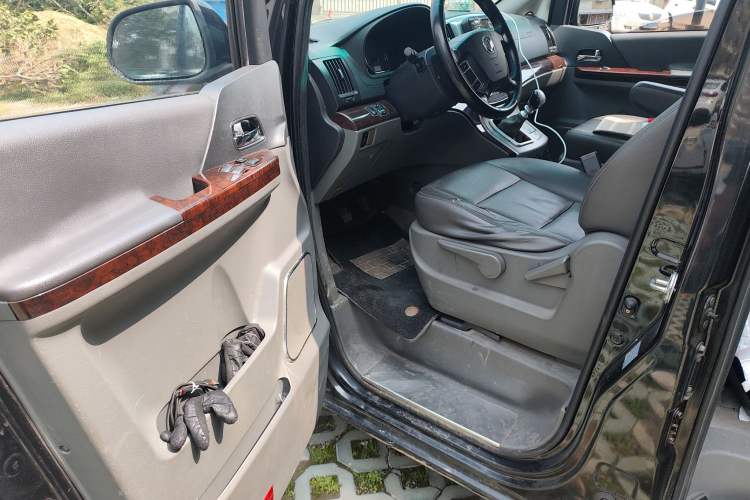 Used FORTHING CM7 2014 2.4L Manual Business Model