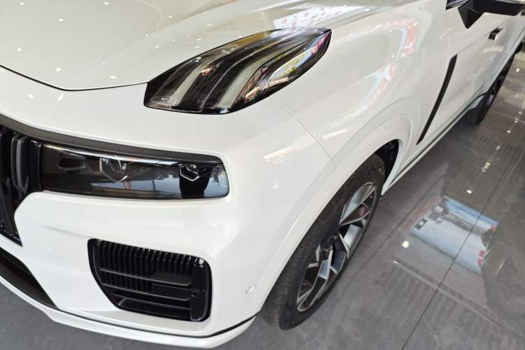 Used Lynk & Co 09 2021 2.0T Halo Six-Seater