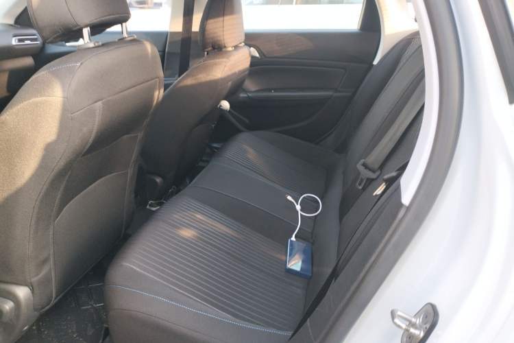 Used Peugeot 308 2018 1.6L Manual Fashion Edition
