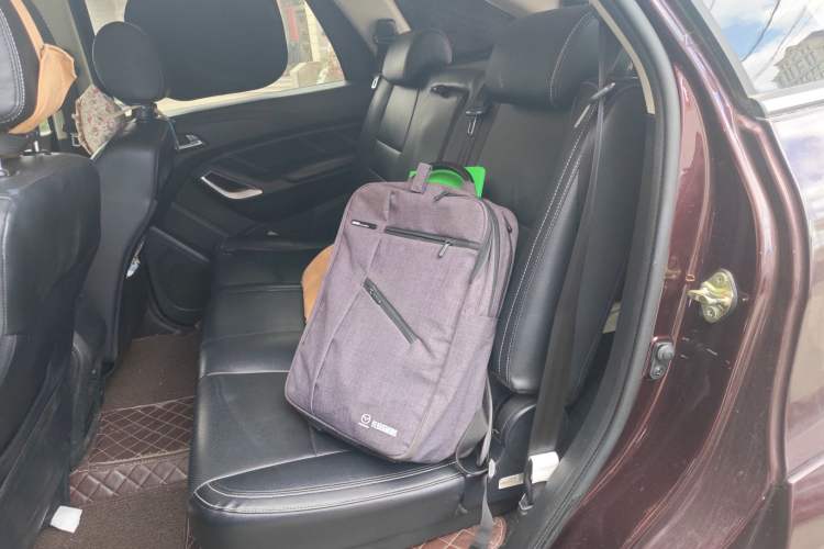 Used JMC Yusheng S350 2016 2.0T Automatic All-Wheel Drive Gasoline Ultra-Luxury 7-Seater