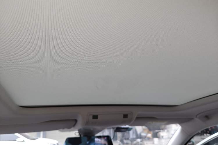 Used Volkswagen Tayron 2023 280TSI Two-Wheel-Drive Luxury Plus Advanced Version
