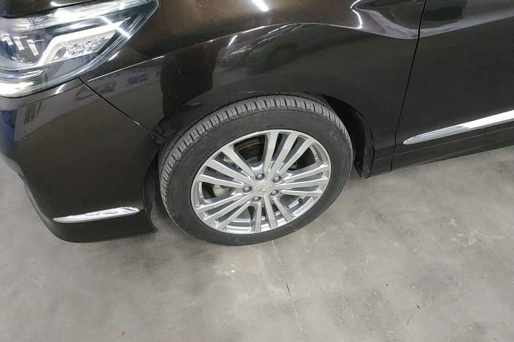 Used Honda Elysion 2016 2.4L Luxury Edition
