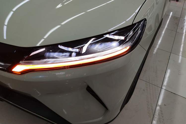 Used BYD Yuan UP 2024 401 km Active Version
