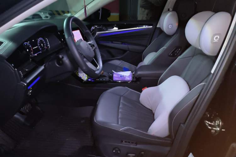 Used Volkswagen Passat 2024 380TSI Luxury Edition