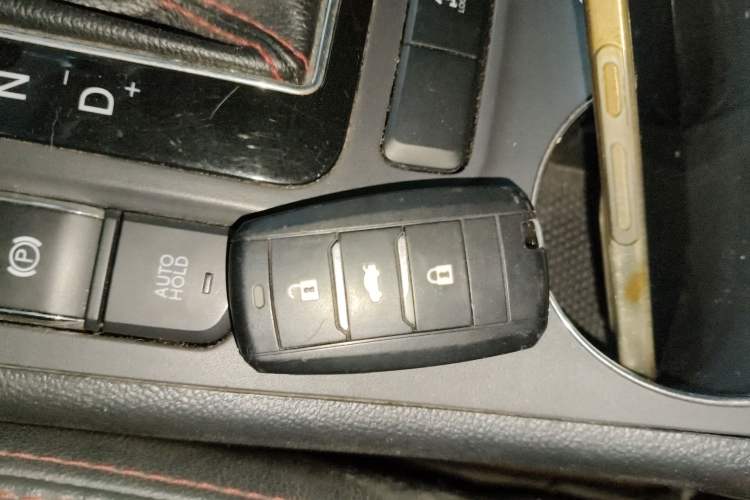 Used Changan CS75 2015 1.8T Automatic 4x4 Elite Model China V Standard