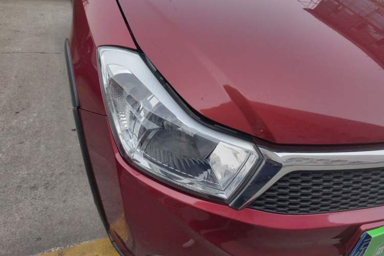 Used Suzuki SX4 2013 1.6L Manual CoolRide Model Right Front Headlight